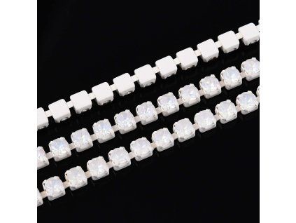 Štrasový řetízek 2,8 mm bílý