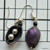 Náušnice pistáciové s korálky a fialovou patinou