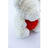 Bílý medvídek z růží s červeným srdcem