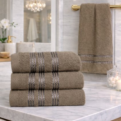 e7001564 8686 4470 8f15 94c5e8d1be28