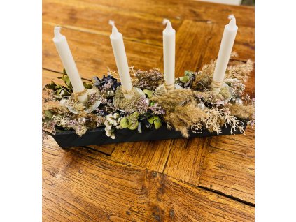 Sušinový adventní svícen