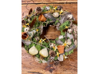 Zahradní velikonoční věnec