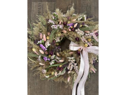 Letní věnec ze sušených květin