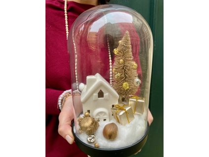 Malý poklop s domečkem