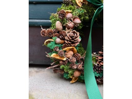 Mechový se šiškami a pomerančem