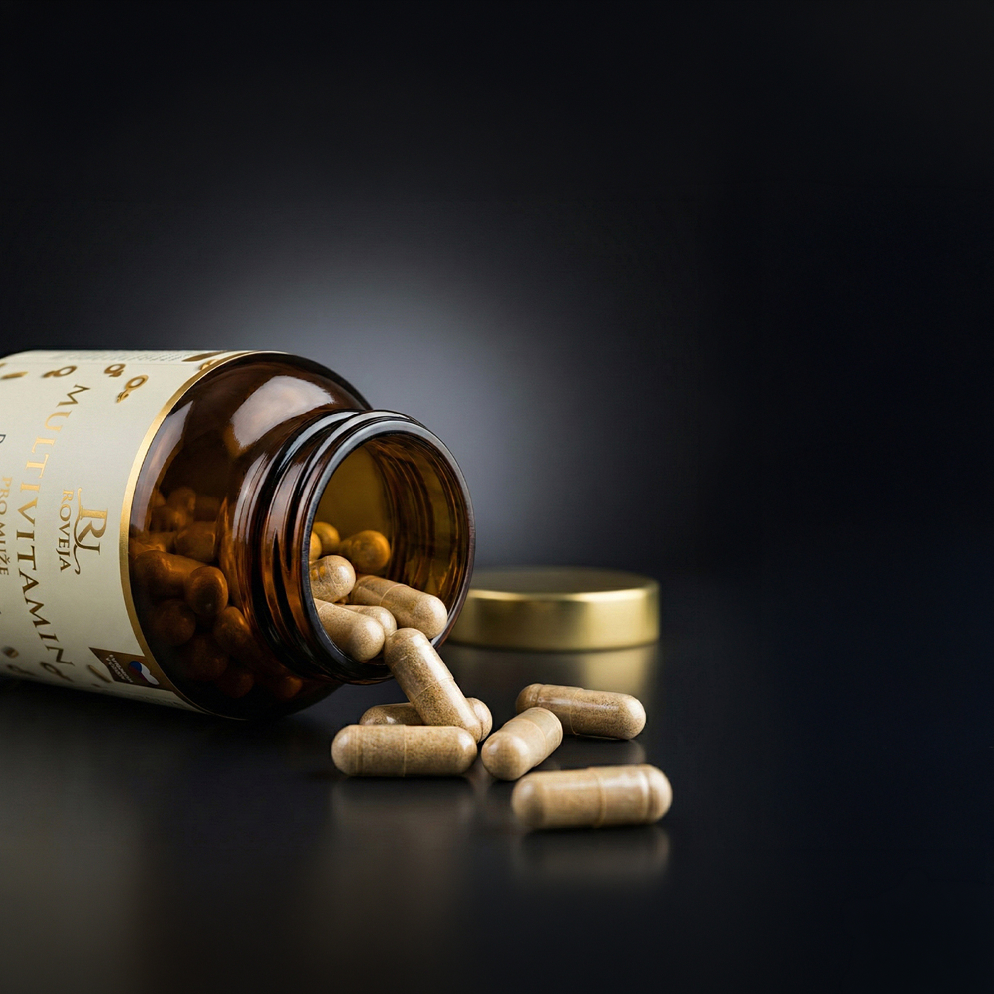 Multivitamin pro muže – detail balení, 120 kapslí s 35 aktivními látkami