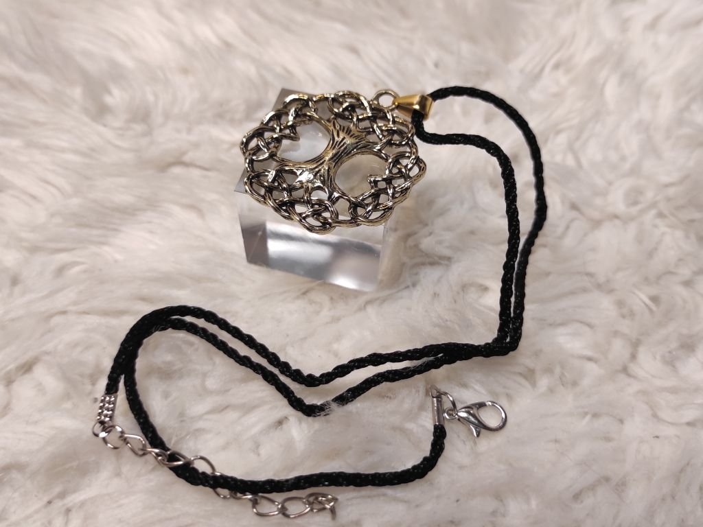 Pozlacený náhrdelník Yggdrasil