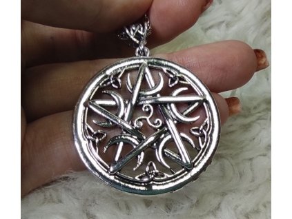 Stříbrný náhrdelník Wicca - pentagram