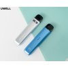 Uwell Caliburn G4 Mini v stříbrném a modrém provedení na moderním geometrickém bílo zeleném pozadí