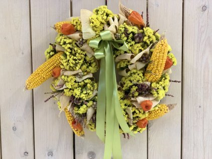 věnec z kukuřice
