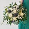 Elegantní mix s růžemi a eucalyptem