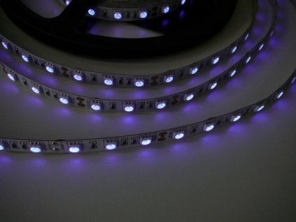 UV LED pásek 14,4W original UV čip (Varianta UV LED pásek 14,4W original UV čip)