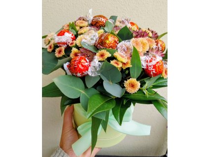 Flower box se sladkostmi pr. 15cm
