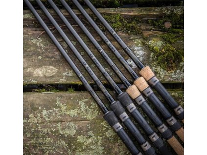 wychwood kaprovy prut extremis full 9