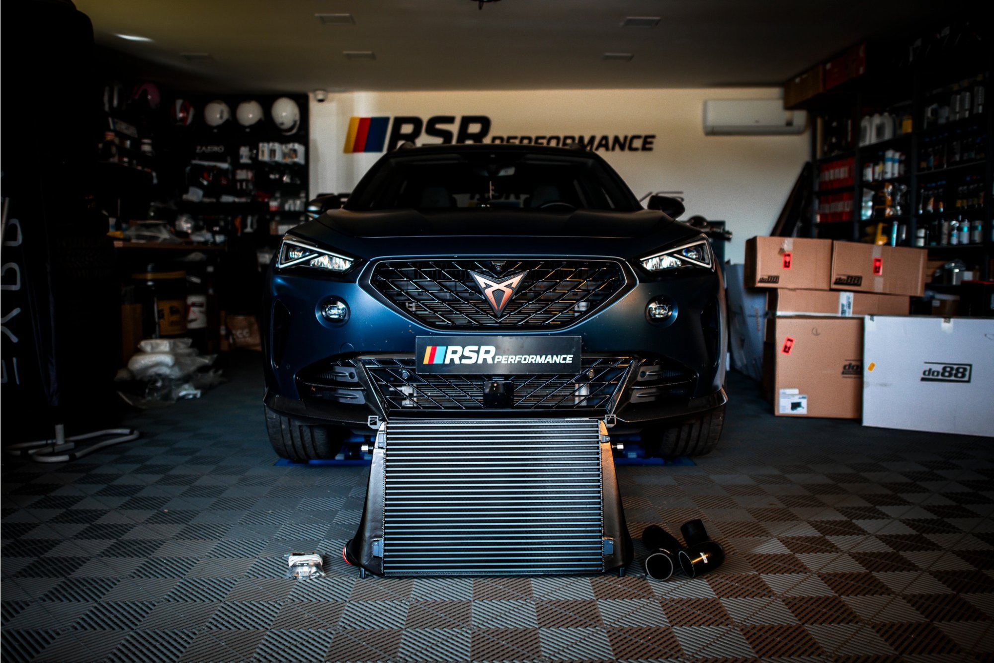 Cupra Formentor VZ5 + Akrapovič Catback + OPF Delete Kit + intercooler DO88