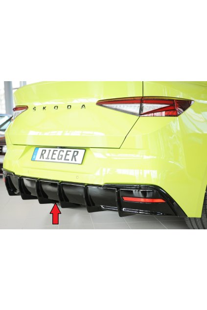Rieger vložka zadního nárazníku pro Škoda Enyaq iV RS SUV (5AZ), plast ABS lakovaný do černé lesklé barvy, pro vozy s tažným zařízením