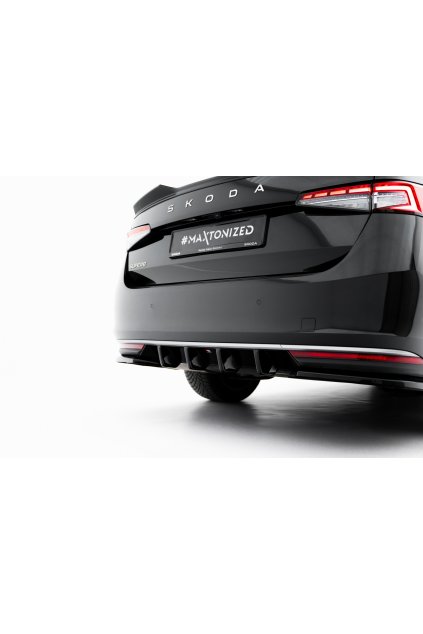 maxton design sk su 4 rs1g skoda mk4 2024 superb 1