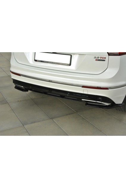 Maxton Design boční difuzory pod zadní nárazník pro Volkswagen Tiguan Mk2 R-Line, černý lesklý plast ABS