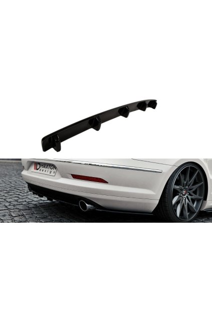 Maxton Design středový spoiler zadního nárazníku s žebrováním pro Volkswagen CC, plast ABS bez povrchové úpravy