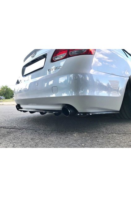 Maxton Design středový spoiler zadního nárazníku s žebrováním pro Lexus GS Mk3 Facelift, plast ABS bez povrchové úpravy
