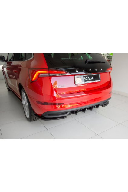 Maxton Design vložka zadního nárazníku pro Škoda Scala, černý lesklý plast ABS