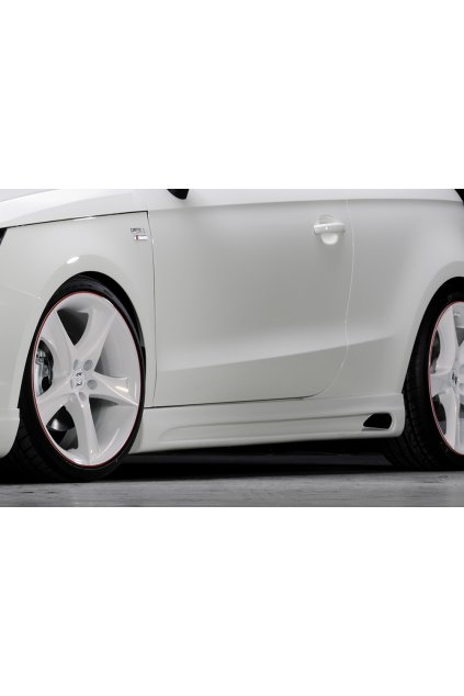 Rieger boční práh mont. strana pravá pro Audi A1 8X 3-dvéř., 5-dvéř. (sportback) vč. faceliftu, r.v. 02/15-, 08/10-12/14, plast ABS bez povrchové úpravy, s prolisem a výřezem