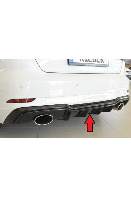 Rieger vložka zadního nárazníku pro Audi A3 S3 8V 3-dvéř. (hatchback 8V1), 5-dvéř. (sportback 8VA) po faceliftu, plast ABS lakovaný do černé lesklé barvy, pro sportovní koncovky na obou stranách 152x95 mm