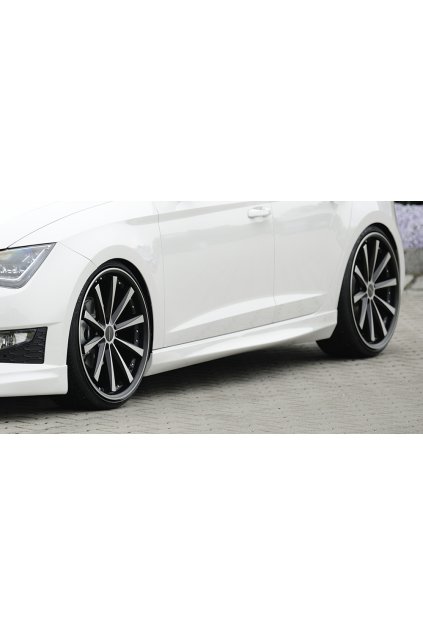 Rieger boční práh mont. strana levá pro Seat Leon FR 5F 5-dvéř., 5-dvéř. (ST/Combi), r.v. 01/13-, plast ABS bez povrchové úpravy