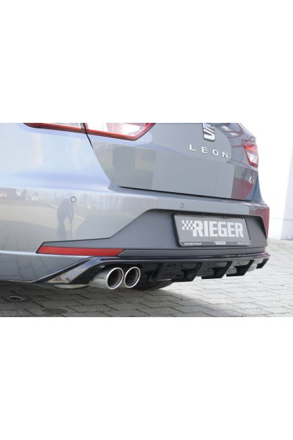 Rieger vložka zadního nárazníku pro Seat Leon FR 5F 5-dvéř. (ST/Combi) před faceliftem, plast ABS lakovaný do černé lesklé barvy, pro dvojitou koncovku vlevo
