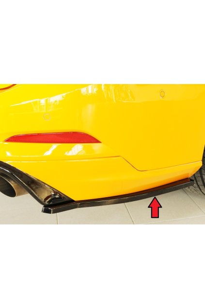 Rieger spoiler pod zadní nárazník na pravé straně pro Ford Focus 4 DEH 5-dvéř. (combi) r.v. 09/18-, plast ABS lakovaný do černé lesklé barvy