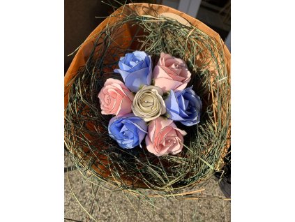 Mýdlová kytice - mix 7 květů