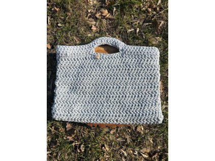 rucne hackovana kabelka svetle modra