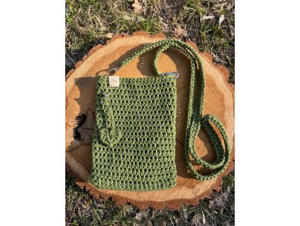 zelena hackovana kabelka s popruhem 3