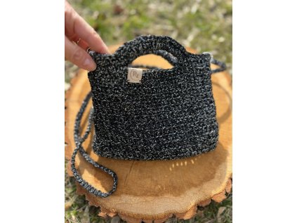 3 mini cerna hackovana kabelka