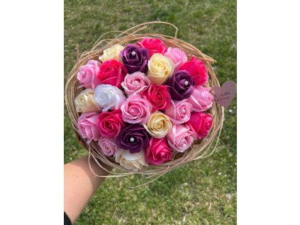 mydlova-kytice-25-kvetu-barevna-mix-barev