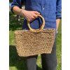 Golden Sand Tote – ručně háčkovaná kabelka s bambusovými uchy 1