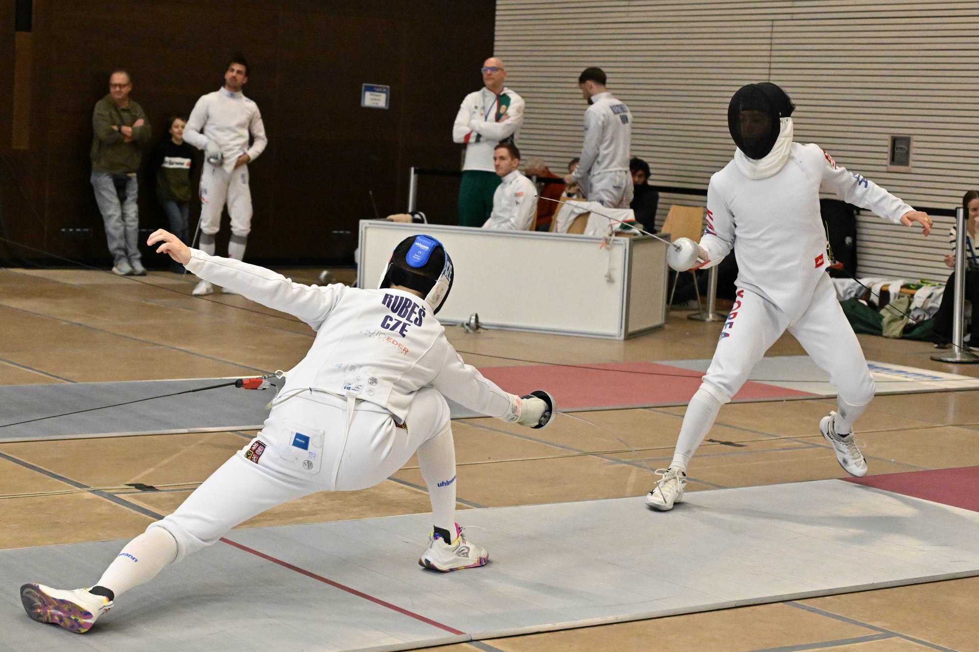 Jak začít se sportovním šermem – kompletní průvodce pro začátečníky (2026)