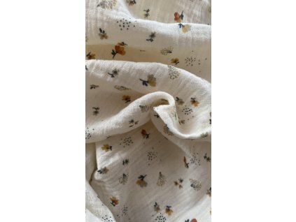 Mušelínová plena- smetanová s kvítky