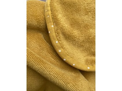 Maxi osuška- hořčicová s puntíkem