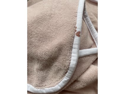 Maxi osuška- světle růžová s růžovými srdci