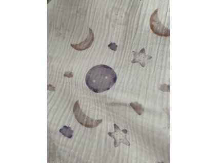 Mušelínová plena- měsíc