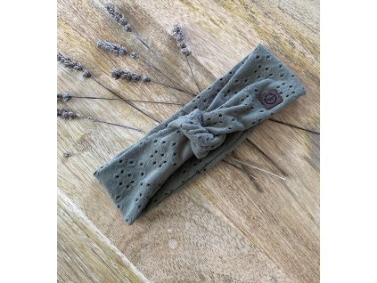 4BEC0B1E 8F4E 45A7 9D57 D42B60995E5F