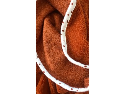 FEE8E5F0 EBD3 4E7B 861F 619CCBBE9FA2