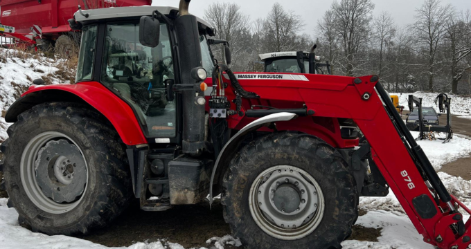 Massey Ferguson 7718S Exclusive