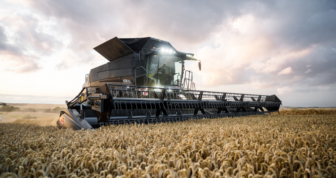 Massey Ferguson představuje nové funkce řady sklízecích mlátiček pro rok 2024