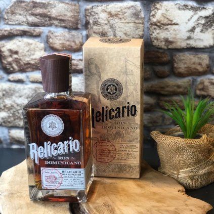 Relicario Ron Dominicano Superior