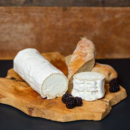 Bûche Affinée – kozí syr s bielou plesňou
