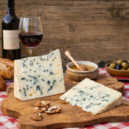 Roquefort AOP – francúzsky modrý ovčí syr