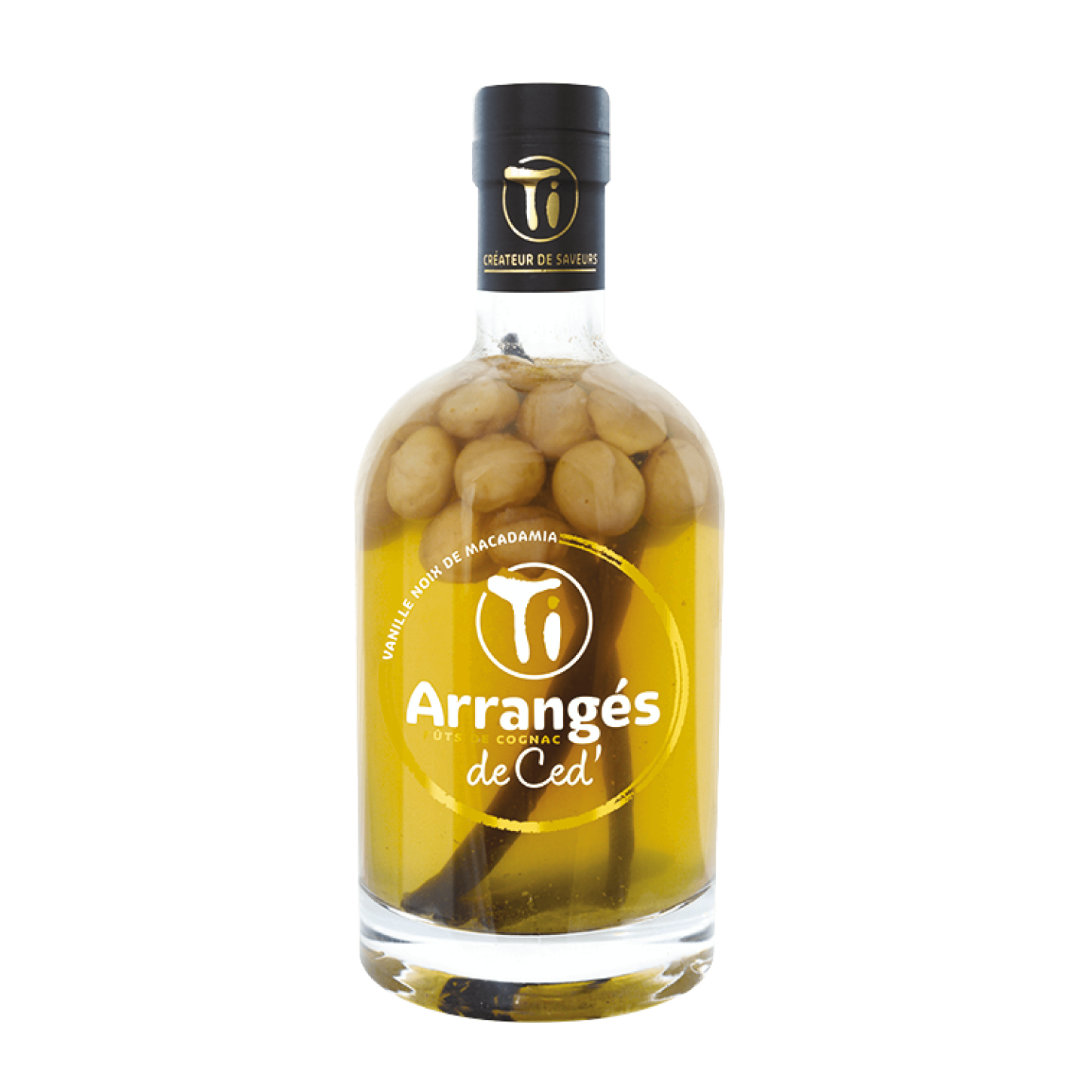 Ti Arranges Vanilla Macadamia Nuts 32% 0,7l (holá lahev)