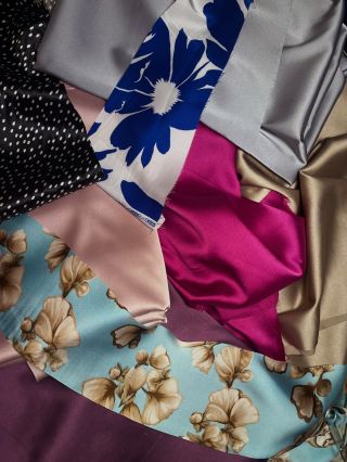 Nové látky Dnes jsem byla v obchode pro vas vybírat látky a syn musel jít semnou 😀. Po hodině , dle jeho slov “trápení”...